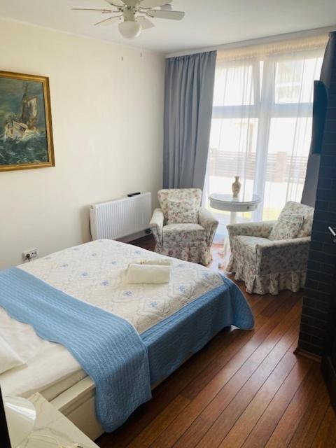 Columba Livia Guesthouse Palanga Exteriör bild